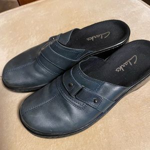 Comfortable Navy Clark Shoes